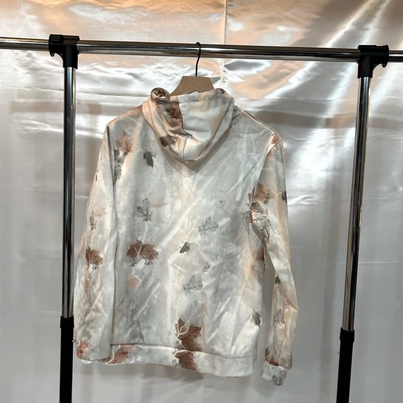 Camouflage Hoodie - Picture 2 of 2